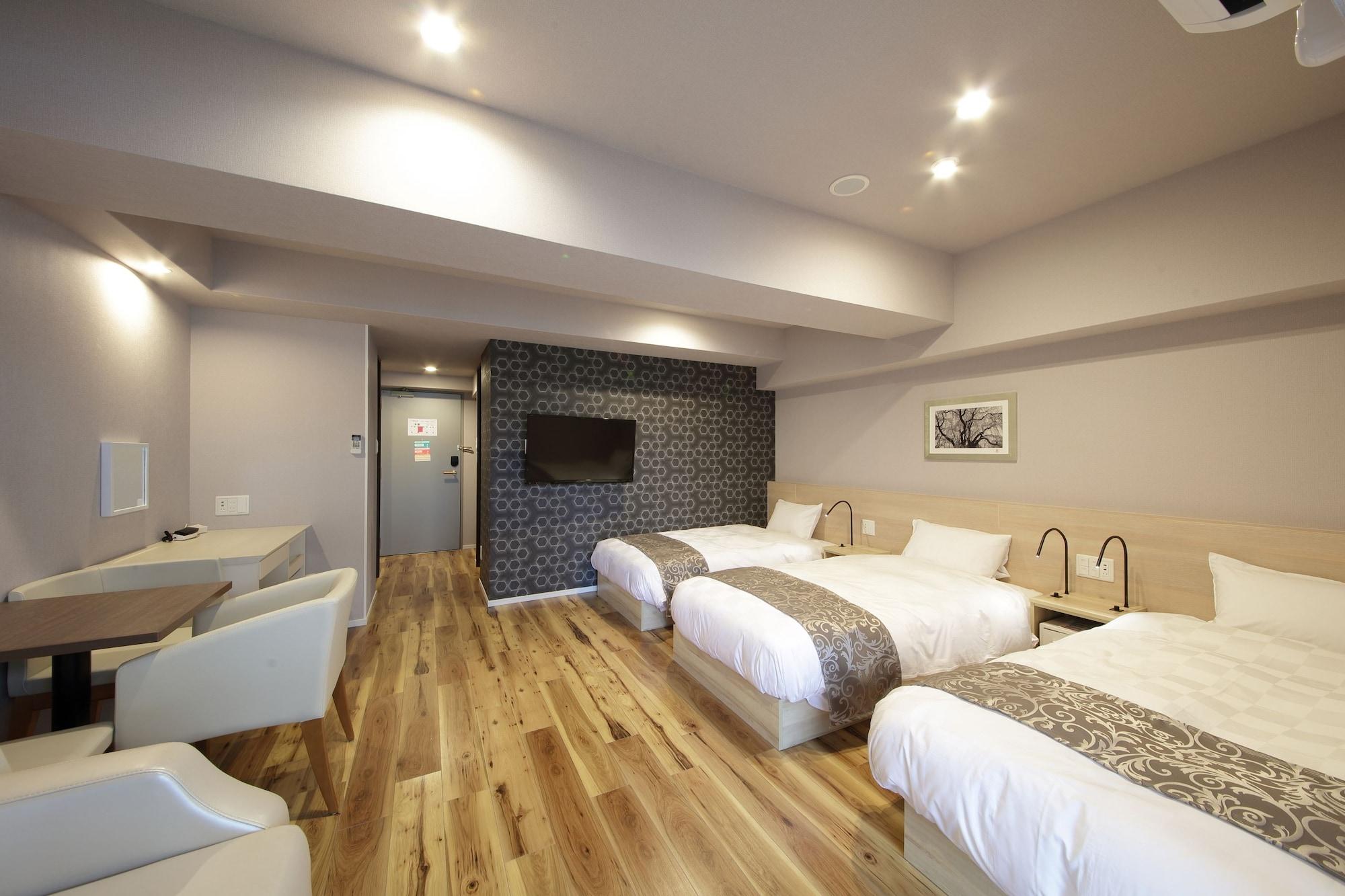 Sarasa Shinsaibashi Hotel Ōsaka